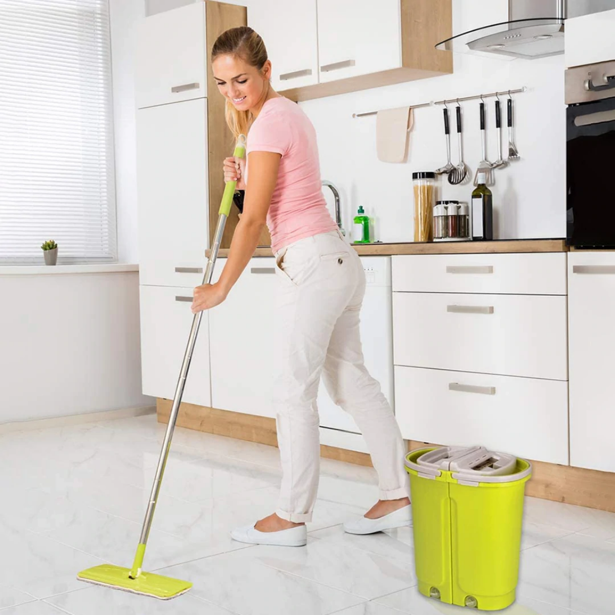 Molly's Marvelous Flat Mop and Bucket with Wringer Set